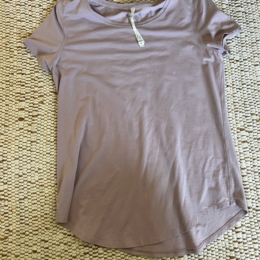 Lululemon shirt